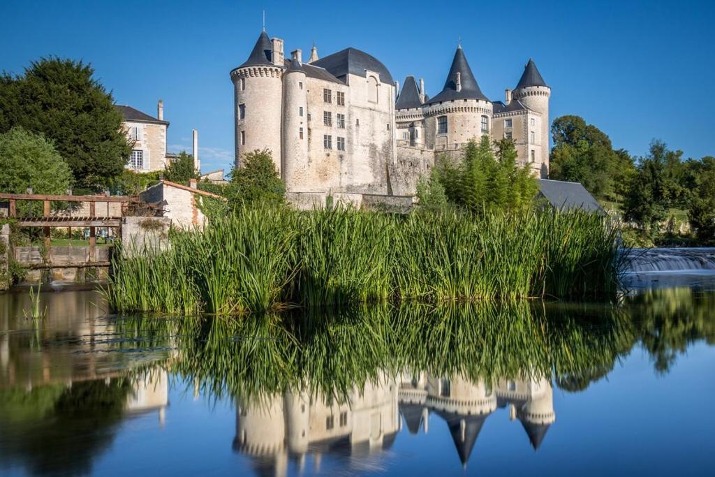 Les Halles Chambre D'Hotes Verteuil-sur-Charente Exteriér fotografie